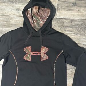 Under Armour Storm 1 Black and Pink Camo Hoodie. Size Medium Women's